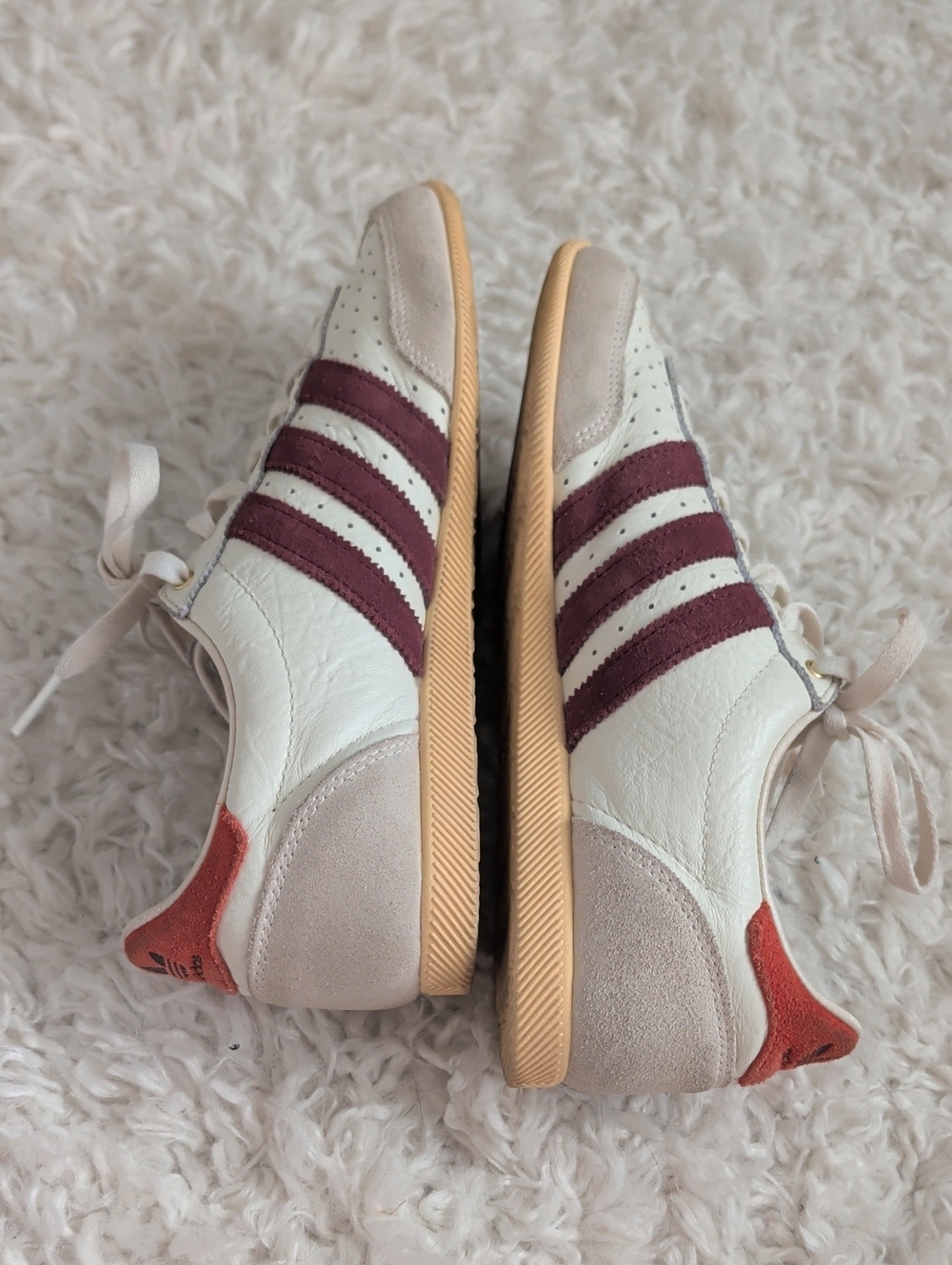Adidas Japan Women's Off-White Sneakers with Burgundy Stripes - Picture 4 of 8